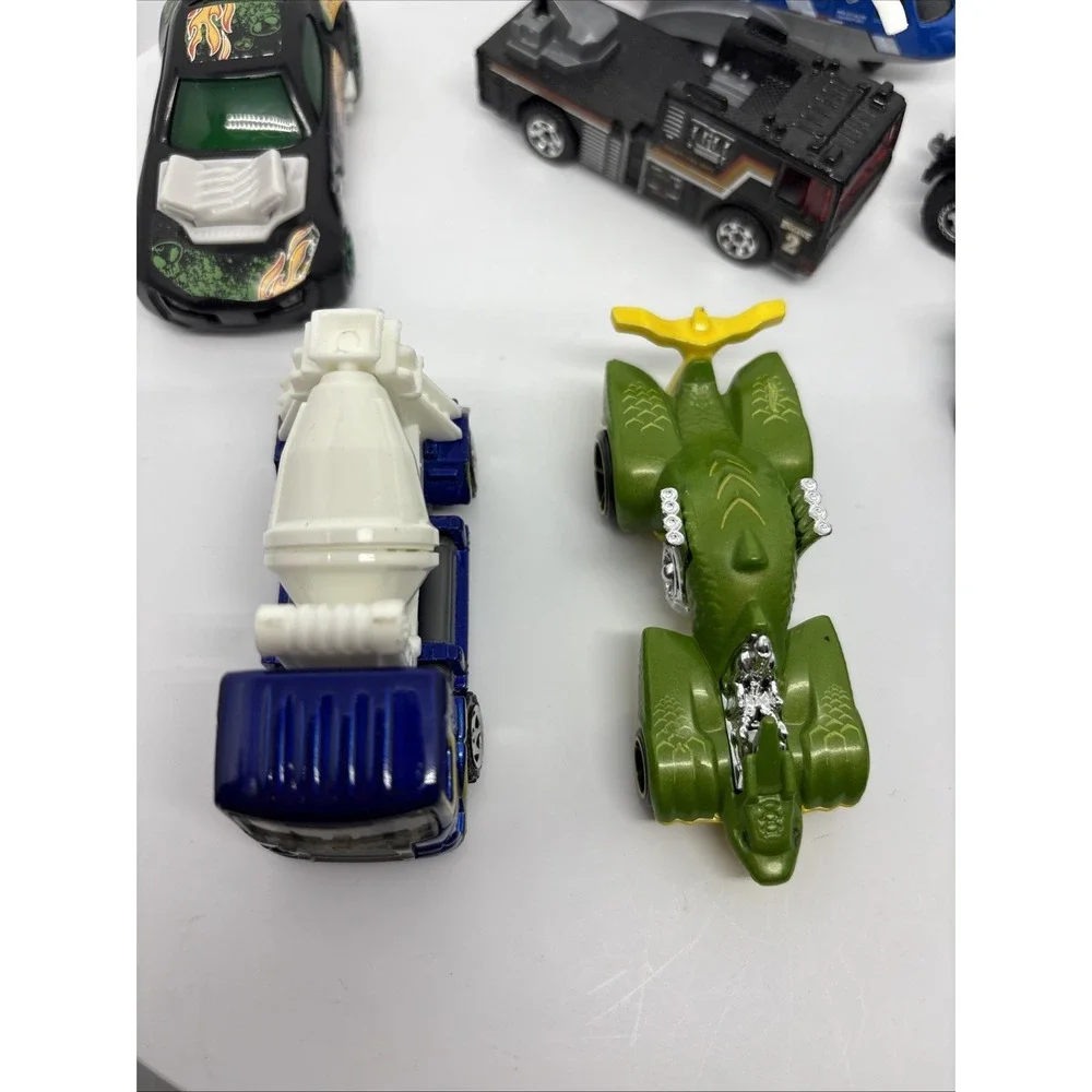 Mixed Lot of 10 Cars Hot Wheels Maisto Mattel From The 2000s Airplane‎ Race Cars